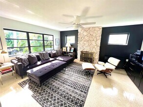 4408 Monroe St in Hollywood, FL - Building Photo - Building Photo