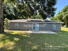 7593 SW 82nd St in Ocala, FL - Building Photo - Building Photo
