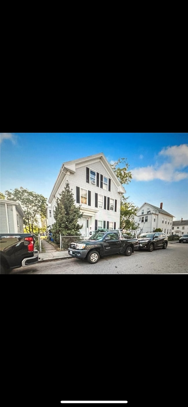 8 Bagley St, Unit 2