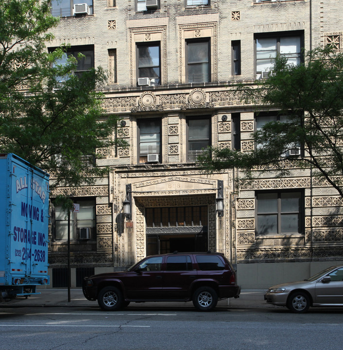 838 West End Avenue in New York, NY - Building Photo