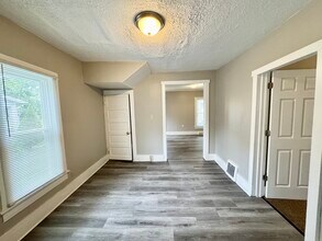 2822 4th St NW in Canton, OH - Building Photo - Building Photo