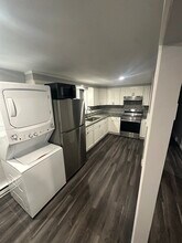 11 Sutcliff Ave in Lincoln, RI - Building Photo - Building Photo