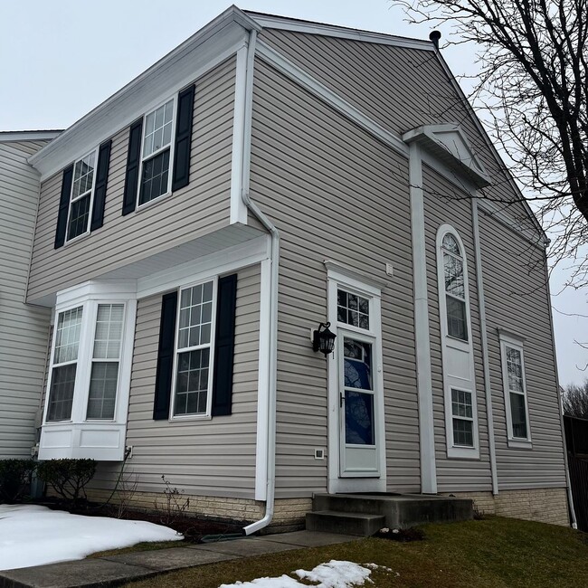 101 Hidden Hill Cir in Odenton, MD - Building Photo - Building Photo