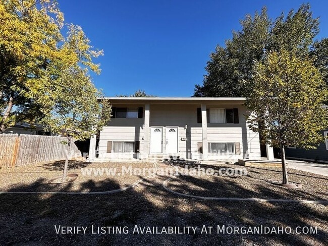 property at 4720 Freemont St
