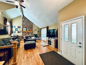 8600 Alden Ln in Lenexa, KS - Building Photo - Building Photo