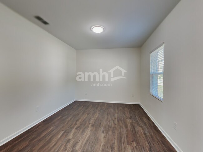 4394 Kendrick Cir in Loganville, GA - Building Photo - Building Photo