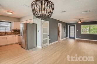 2317 13th Ave SW in Largo, FL - Building Photo - Building Photo