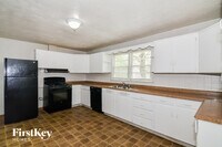 10512 E 69th St photo'