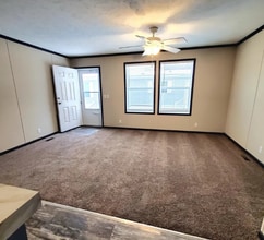 9359 Starboard Dr in Fair Haven, MI - Foto de edificio - Building Photo