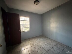 10 Cardinal Ave W in Pharr, TX - Building Photo - Building Photo