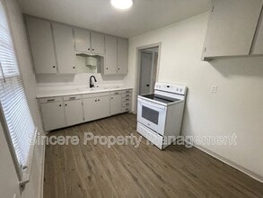 1515 Casady Ln in The Village, OK - Building Photo - Building Photo