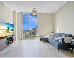 520 SE 5 Ave in Fort Lauderdale, FL - Building Photo - Building Photo