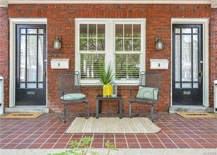 2809 Floyd Ave, Unit A in Richmond, VA - Foto de edificio - Building Photo