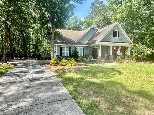 19 Redbud Way in Bluffton, SC - Building Photo - Building Photo