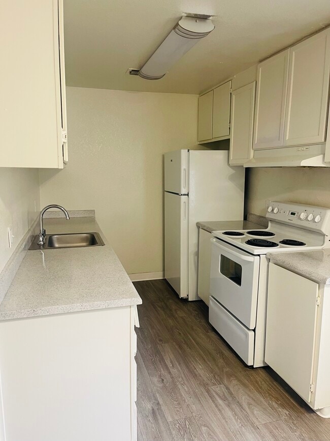 Rivercourt Apartments