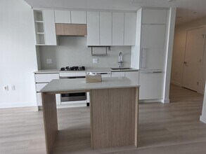 13573-1398A 98a Ave in Surrey, BC - Building Photo - Building Photo