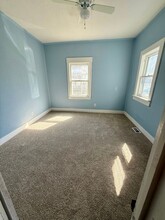 318 NE Paramore St in Topeka, KS - Building Photo - Building Photo