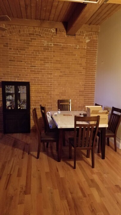 54 Green St, Unit 202 in Leominster, MA - Building Photo