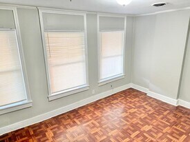 27 W Main St in Westminster, MD - Building Photo