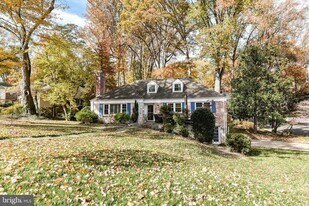 3061 N Oakland St in Arlington, VA - Building Photo