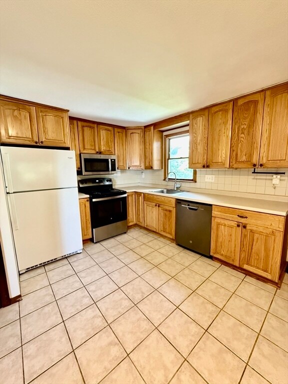 property at 41 Loomis St