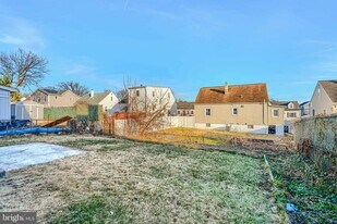 7839 Birmingham Ave in Parkville, MD - Building Photo