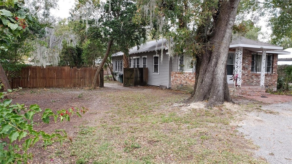 411 Ave E SE in Winter Haven, FL - Foto de edificio