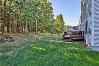 98 Barbara Ln in Hudson, NH - Building Photo - Building Photo