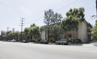 Pacific Pointe Apartments in North Hollywood, CA - Building Photo - Building Photo