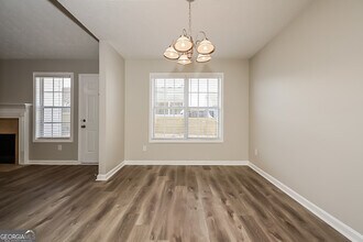 2252 Sugarleaf Trl in Hampton, GA - Building Photo - Building Photo