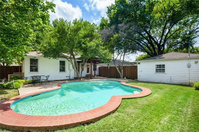 7119 Bennington Dr in Dallas, TX - Building Photo - Building Photo