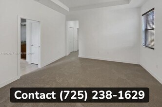 4877 NW 55th Pl in Tamarac, FL - Building Photo - Building Photo