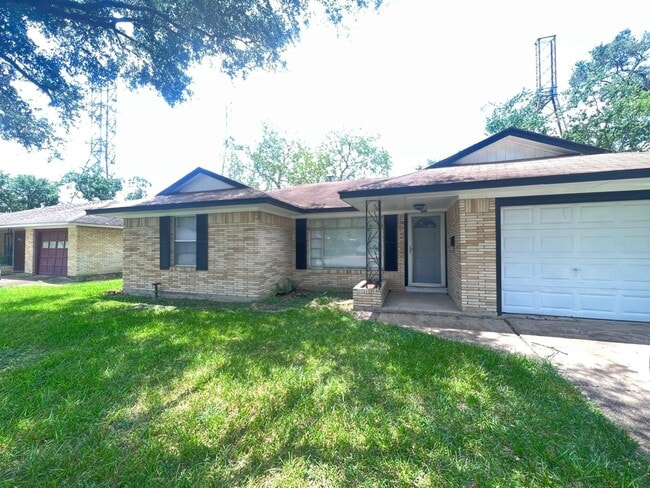 property at 3035 Guese Rd