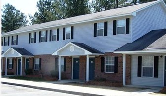 Deerwood Village Apartments