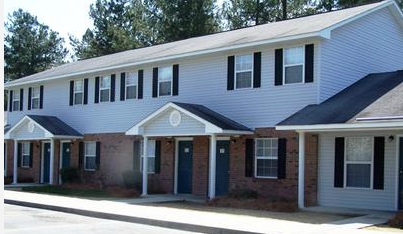 Deerwood Village in Adrian, GA - Building Photo