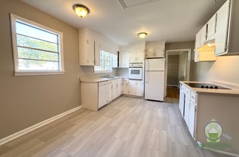 106 Hammond Ave in Greer, SC - Building Photo - Building Photo