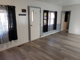 7 Depot Rd in Naples, ID - Building Photo