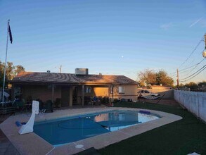 2829 W Marshall Ave in Phoenix, AZ - Building Photo - Building Photo