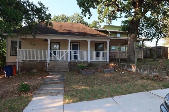 property at 2003 New York Ave