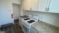 2094 Carver St photo'