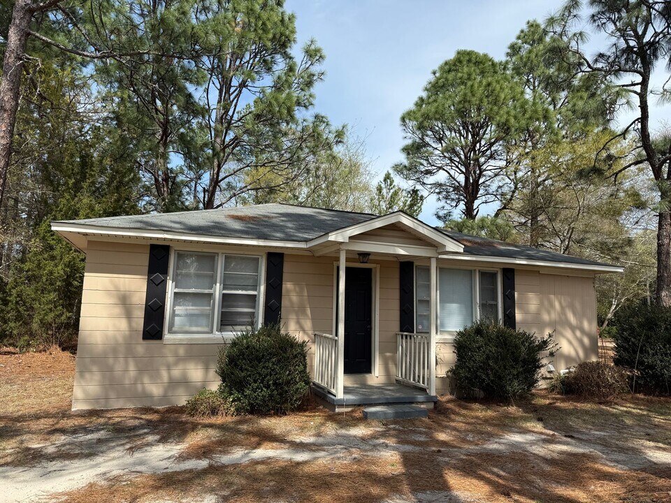 610 Two Notch Rd in Lexington, SC - Building Photo