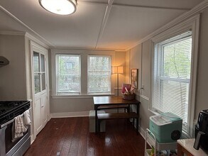 350 Dorchester St, Unit 1 in Boston, MA - Building Photo - Building Photo