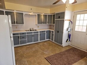 416 Erie St in Wapakoneta, OH - Building Photo - Building Photo