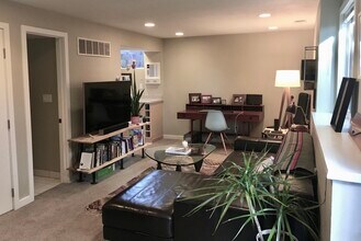 3400 Longwood Ave, Unit A in Boulder, CO - Building Photo - Building Photo