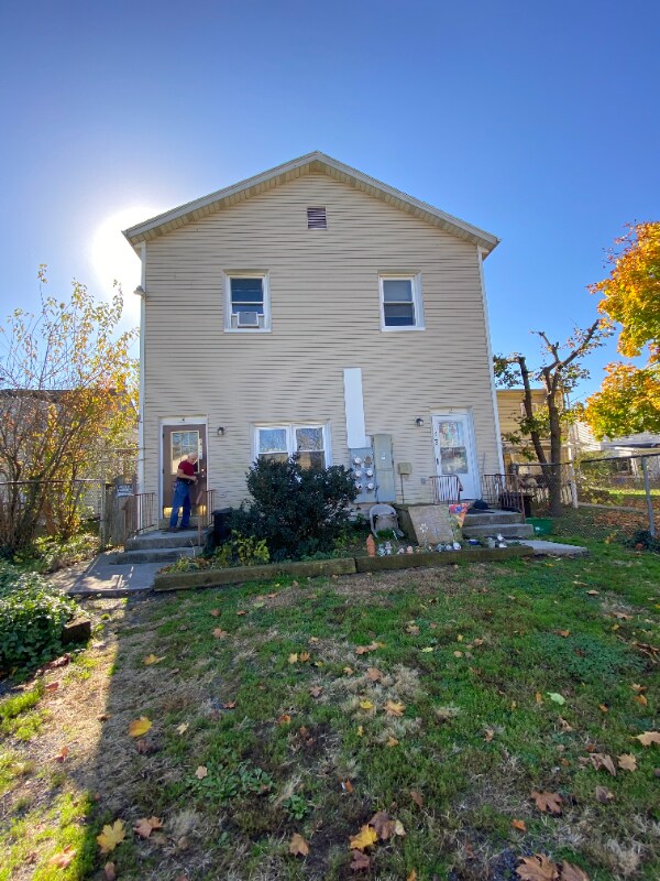 141 W High St, Unit 4 in Gettysburg, PA - Building Photo - Building Photo