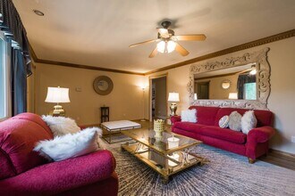 261 Upper Ferry Rd in Ewing Township, NJ - Building Photo - Building Photo