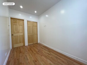 285 Rockaway Pkwy in Brooklyn, NY - Building Photo - Building Photo