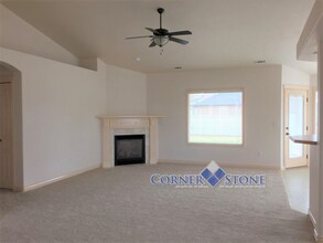 2731 W Divide Creek St in Meridian, ID - Building Photo - Building Photo