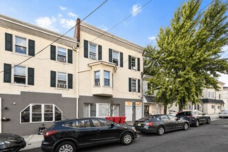 3922 Terrace Street in Philadelphia, PA - Foto de edificio - Building Photo