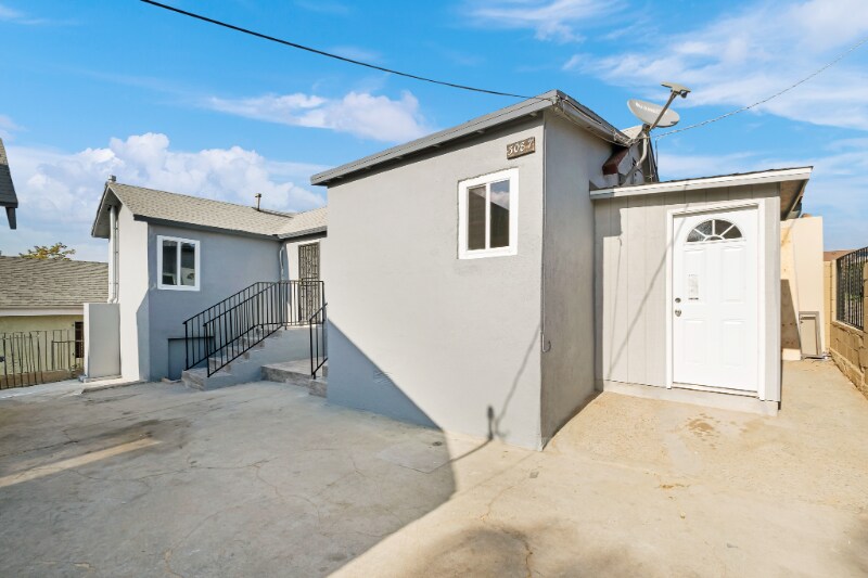 3087 Inez St in Los Angeles, CA - Building Photo